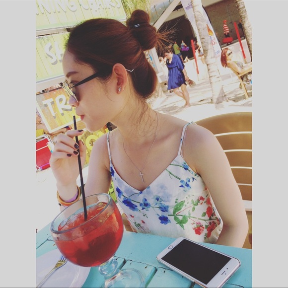 Theory Vaneese Garden Print floral Silk white Top Silk camisole size XS/P/TP - Picture 12 of 13